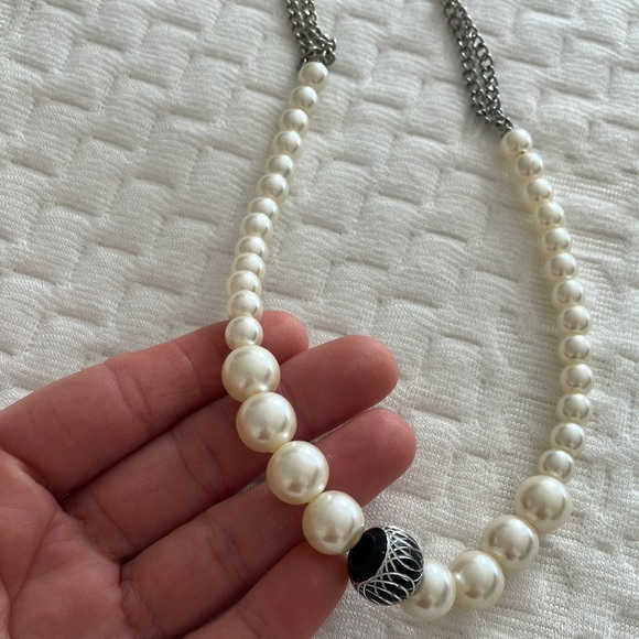 NECKLACE FAUX PEARLS - Picture 4 of 5